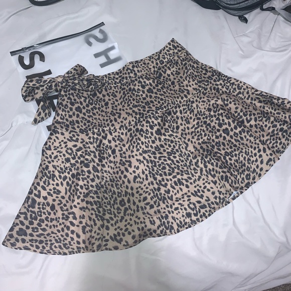 SHEIN Dresses & Skirts - new skirt - size small (4)